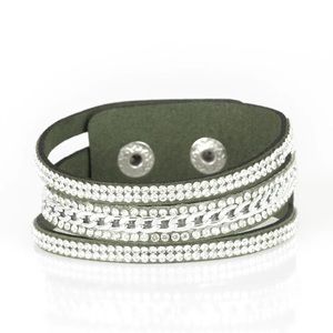 Paparazzi green and silver bracelet